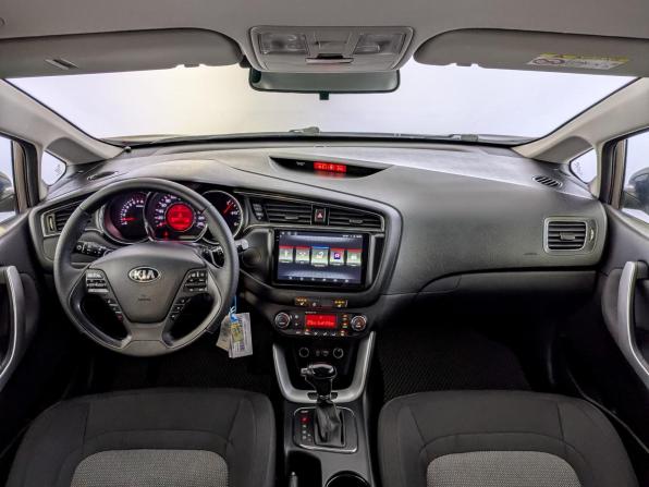 Kia Ceed II Рестайлинг с пробегом 2017 года, цена 1 185 000 рублей, 177682 км, хэтчбек, Автокод Объявления