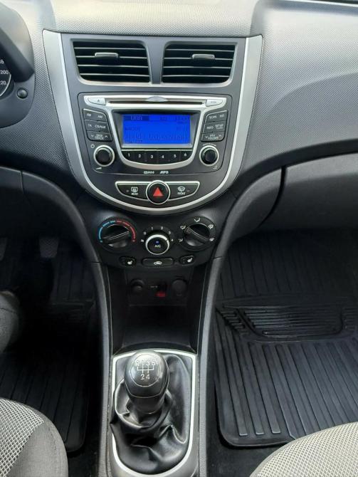 Hyundai Solaris I Ростов-на-Дону  - изображение 14