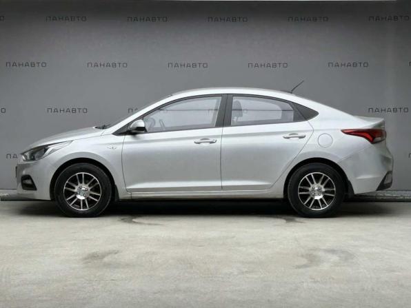 Hyundai Solaris II с пробегом 2017 года, цена 1 357 000 рублей, 62333 км, седан, Автокод Объявления