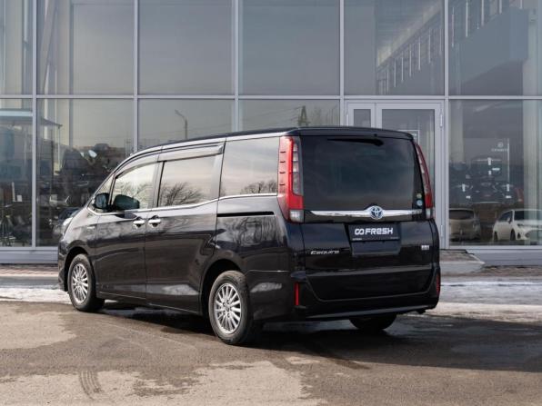 Toyota Esquire I с пробегом 2016 года, цена 1 950 000 рублей, 120481 км, минивэн, Автокод Объявления
