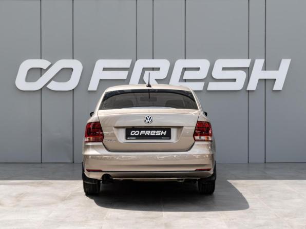 Volkswagen Polo V Рестайлинг с пробегом 2017 года, цена 1 380 000 рублей, 91990 км, седан, Автокод Объявления