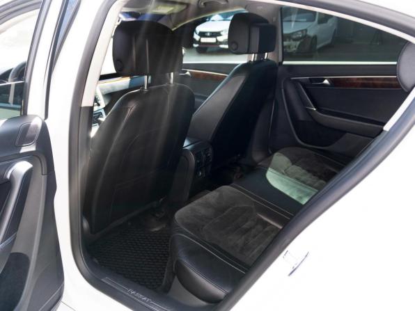 Volkswagen Passat B7 с пробегом 2011 года, цена 1 049 000 рублей, 156630 км, седан, Автокод Объявления