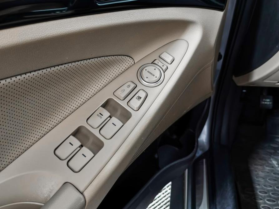 Hyundai Sonata VI (YF) Санкт-Петербург  - изображение 10