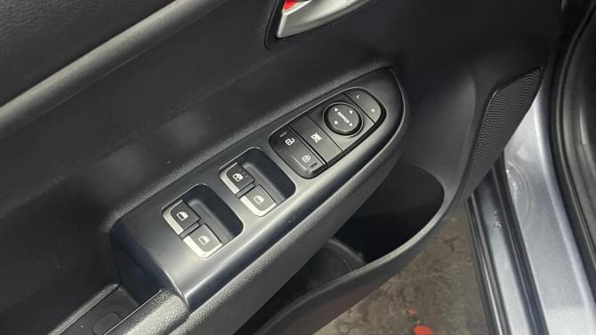 Kia Rio IV с пробегом 2020 года, цена 1 747 500 рублей, 57000 км, седан, Автокод Объявления
