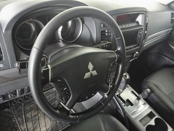Mitsubishi Pajero IV Рестайлинг 1 с пробегом 2013 года, цена 1 820 000 рублей, 237632 км, внедорожник, Автокод Объявления