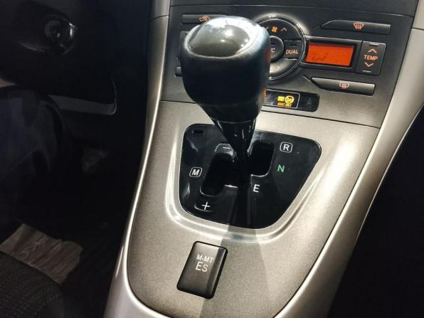 Toyota Auris I с пробегом 2007 года, цена 669 000 рублей, 199000 км, хэтчбек, Автокод Объявления