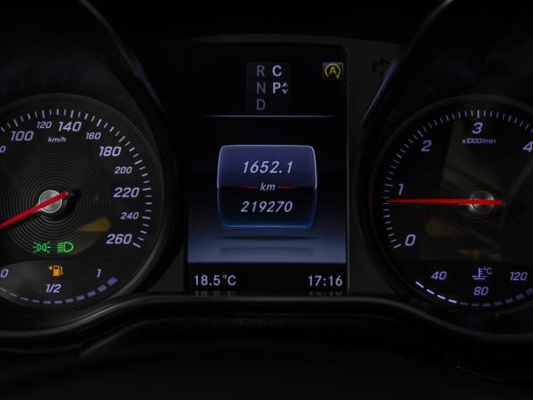 Mercedes-Benz V-Класс III (W447) с пробегом 2017 года, цена 4 185 000 рублей, 219270 км, минивэн, Автокод Объявления