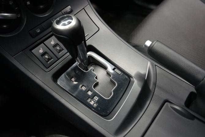 Mazda 3 II (BL) Рестайлинг с пробегом 2012 года, цена 990 000 рублей, 184141 км, седан, Автокод Объявления