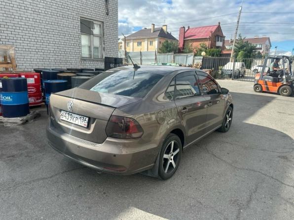 Volkswagen Polo V Рестайлинг с пробегом 2017 года, цена 1 120 000 рублей, 156000 км, седан, Автокод Объявления