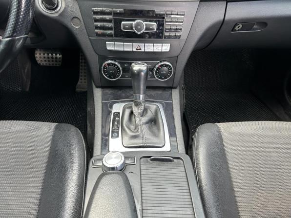 Mercedes-Benz C-Класс III (W204) Рестайлинг с пробегом 2012 года, цена 1 280 000 рублей, 252435 км, седан, Автокод Объявления