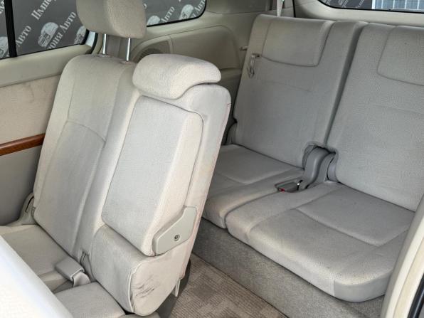 Toyota ISis I Рестайлинг с пробегом 2010 года, цена 1 050 000 рублей, 121300 км, минивэн, Автокод Объявления
