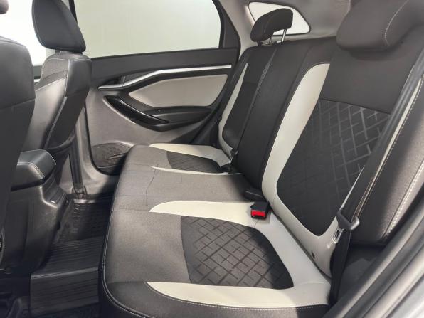 Lada (ВАЗ) Vesta I с пробегом 2020 года, цена 1 389 900 рублей, 56600 км, универсал, Автокод Объявления