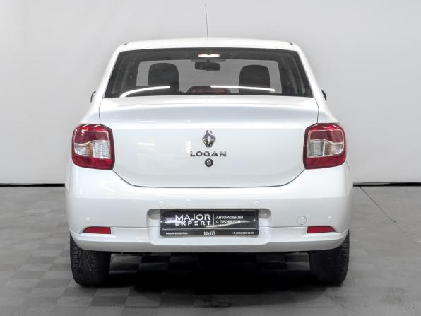 Renault Logan II Рестайлинг с пробегом 2022 года, цена 1 250 000 рублей, 39150 км, седан, Автокод Объявления
