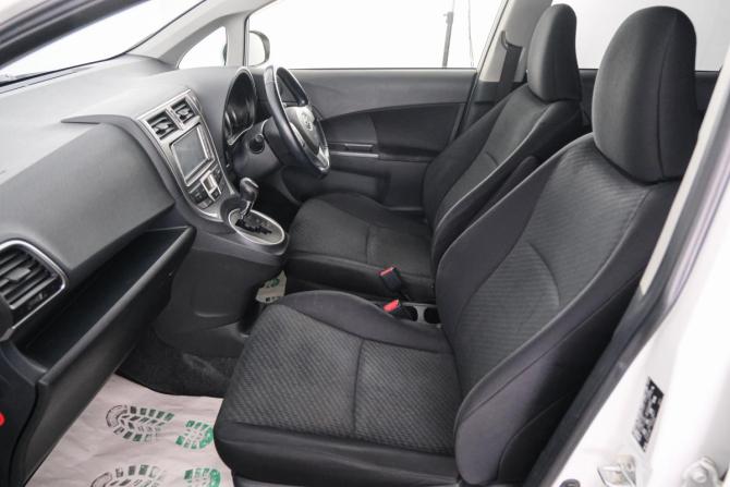 Toyota Ractis II с пробегом 2012 года, цена 959 000 рублей, 65000 км, хэтчбек, Автокод Объявления