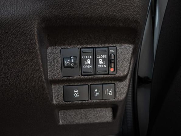 Honda Freed II Рестайлинг с пробегом 2020 года, цена 1 850 000 рублей, 101954 км, компактвэн, Автокод Объявления
