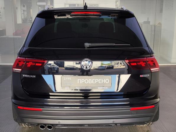 Volkswagen Tiguan II с пробегом 2018 года, цена 2 790 000 рублей, 105500 км, внедорожник, Автокод Объявления