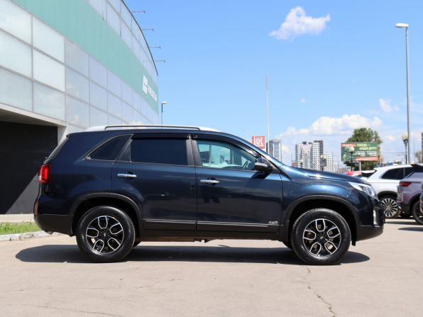 Kia Sorento II Рестайлинг с пробегом 2017 года, цена 2 150 000 рублей, 105026 км, внедорожник, Автокод Объявления