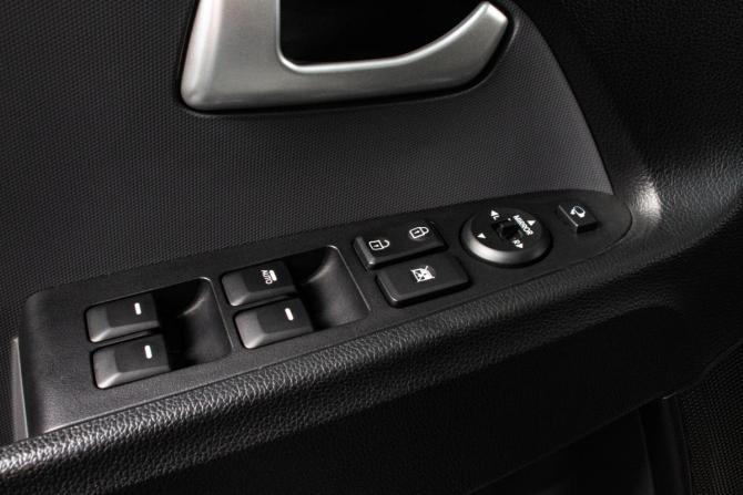 Kia Sportage III с пробегом 2010 года, цена 1 799 000 рублей, 49290 км, внедорожник, Автокод Объявления