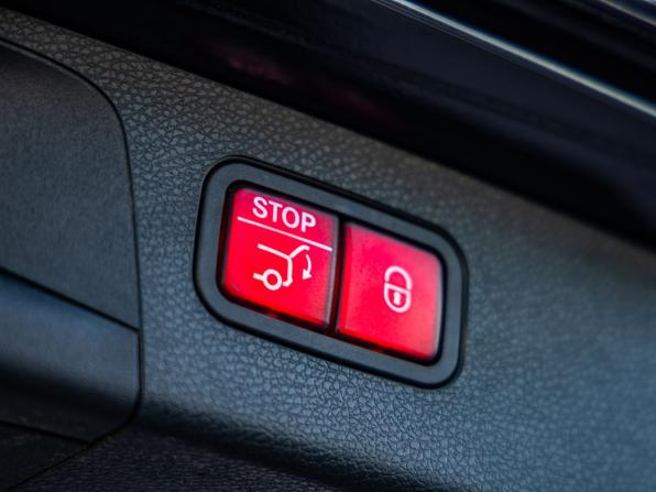 Mercedes-Benz E-Класс V (W213 S213 C238) Рестайлинг с пробегом 2021 года, цена 4 648 000 рублей, 123480 км, универсал, Автокод Объявления