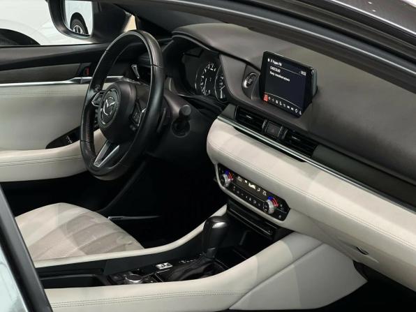 Mazda 6 III (GJ) Рестайлинг 2 с пробегом 2022 года, цена 3 495 000 рублей, 62937 км, седан, Автокод Объявления