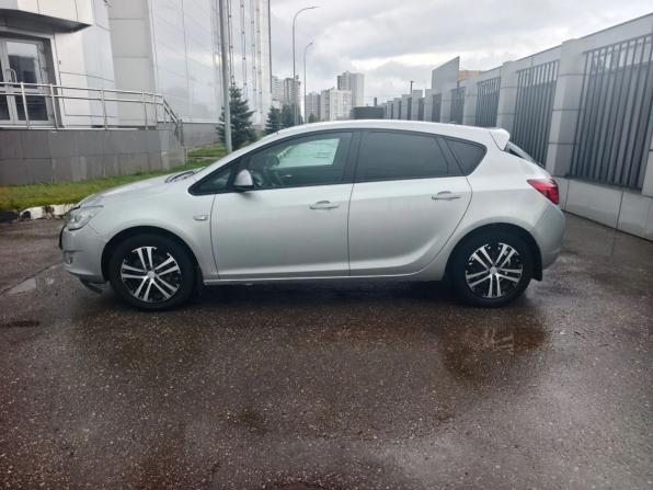 Opel Astra J с пробегом 2012 года, цена 541 000 рублей, 209730 км, хэтчбек, Автокод Объявления