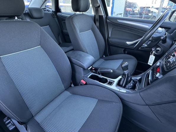 Ford Mondeo IV Рестайлинг с пробегом 2014 года, цена 949 000 рублей, 176624 км, седан, Автокод Объявления