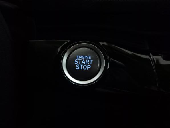 Hyundai Lafesta I Рестайлинг с пробегом 2023 года, цена 2 750 000 рублей, 5655 км, седан, Автокод Объявления