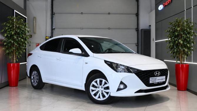 Hyundai Solaris II Рестайлинг с пробегом 2020 года, цена 1 550 000 рублей, 81172 км, седан, Автокод Объявления
