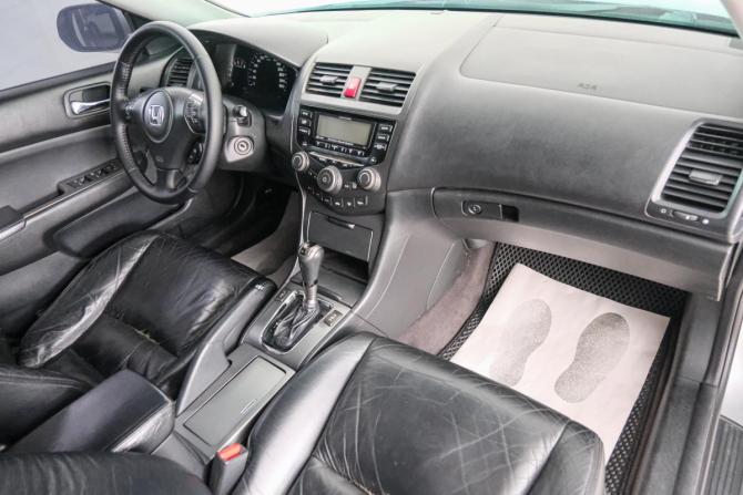 Honda Accord VII Рестайлинг с пробегом 2007 года, цена 949 000 рублей, 298276 км, седан, Автокод Объявления