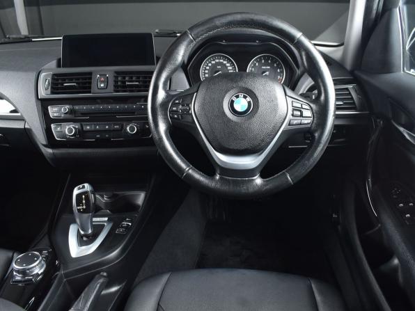 BMW 1 серии II (F20/F21) Рестайлинг с пробегом 2016 года, цена 1 399 995 рублей, 108133 км, хэтчбек, Автокод Объявления
