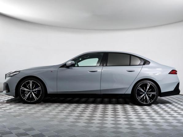 BMW 5 серии VIII (G60/G61/G68) с пробегом 2025 года, цена 9 250 000 рублей, 11650 км, седан, Автокод Объявления