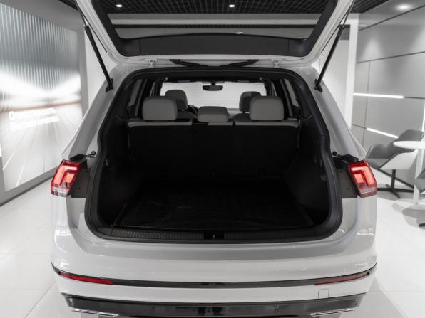 Volkswagen Tiguan II с пробегом 2020 года, цена 3 200 000 рублей, 132125 км, внедорожник, Автокод Объявления