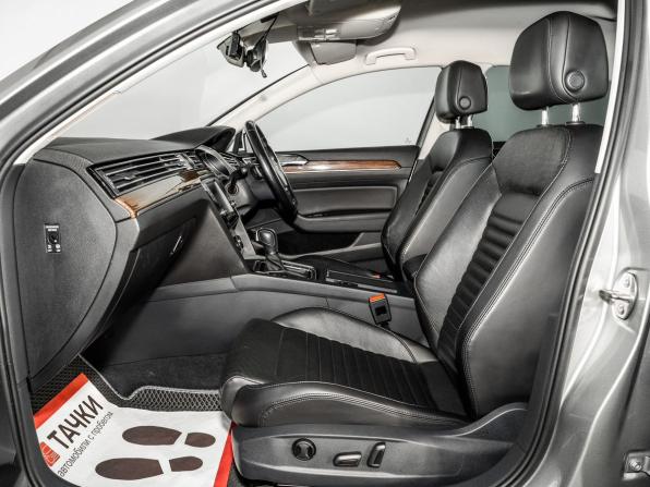Volkswagen Passat B8 с пробегом 2015 года, цена 1 349 500 рублей, 147629 км, седан, Автокод Объявления