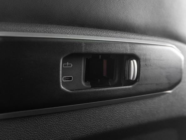 BMW X5 IV (G05/G18) Рестайлинг с пробегом 2024 года, цена 15 199 000 рублей, 24403 км, внедорожник, Автокод Объявления