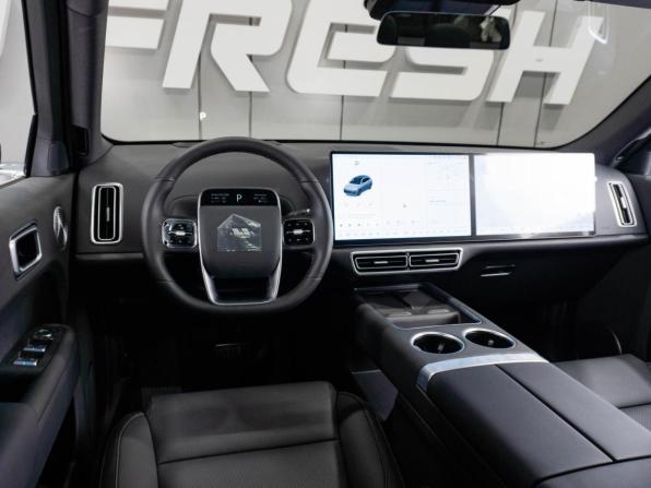 Li Auto (Lixiang) L7 I Рестайлинг с пробегом 2026 года, цена 9 399 000 рублей, 116 км, внедорожник, Автокод Объявления