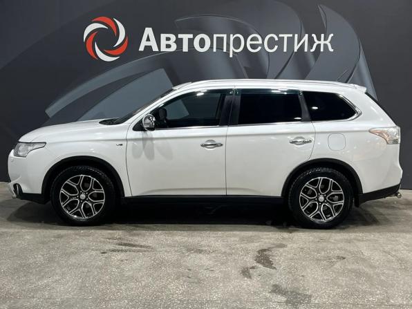 Mitsubishi Outlander III с пробегом 2014 года, цена 1 595 000 рублей, 313000 км, внедорожник, Автокод Объявления