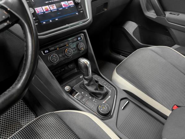 Volkswagen Tiguan II с пробегом 2019 года, цена 3 950 000 рублей, 48319 км, внедорожник, Автокод Объявления