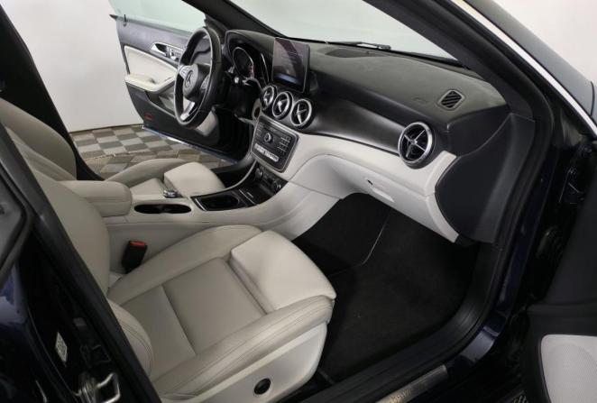 Mercedes-Benz CLA I (C117 X117) Рестайлинг с пробегом 2018 года, цена 2 300 000 рублей, 77067 км, седан, Автокод Объявления