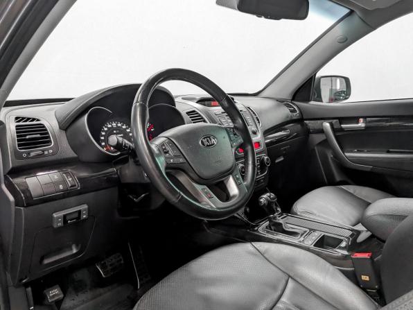 Kia Sorento II Рестайлинг с пробегом 2019 года, цена 2 600 000 рублей, 80427 км, внедорожник, Автокод Объявления