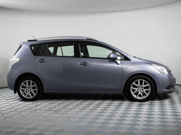 Toyota Verso I с пробегом 2012 года, цена 915 000 рублей, 249024 км, компактвэн, Автокод Объявления