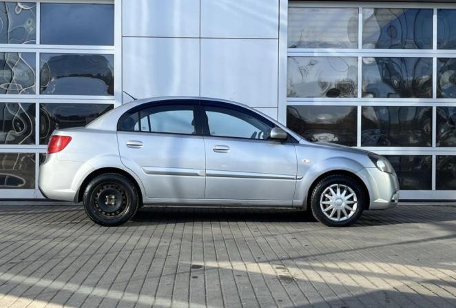 Kia Rio II Рестайлинг с пробегом 2011 года, цена 650 000 рублей, 156667 км, седан, Автокод Объявления