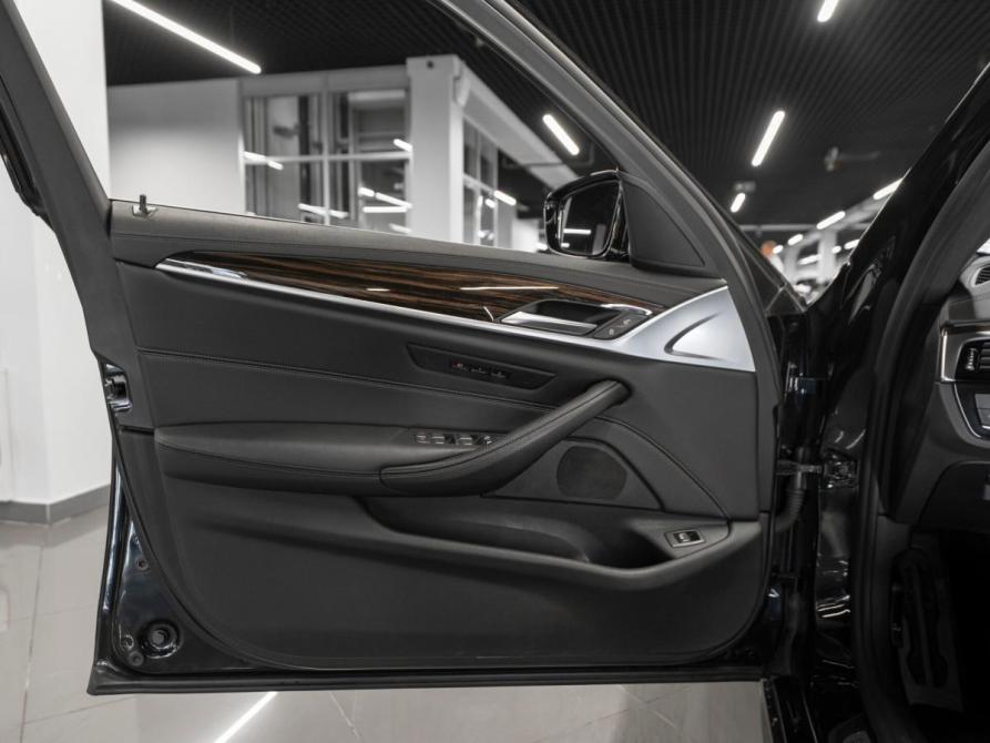 BMW 5 серии VII (G30/G31/G38) Рестайлинг Москва  - изображение 25