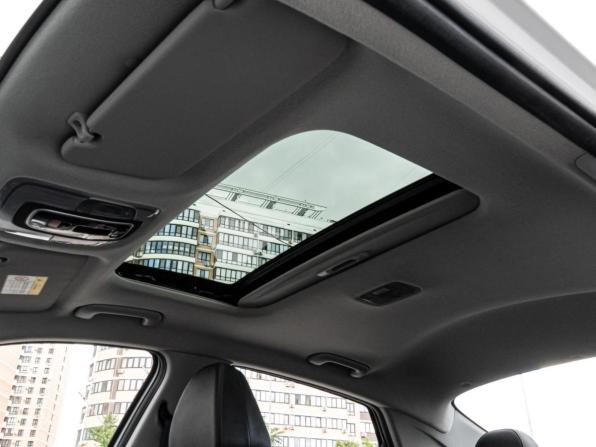 Hyundai Elantra VII (CN7) Рестайлинг с пробегом 2024 года, цена 2 290 000 рублей, 13372 км, седан, Автокод Объявления