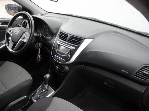 Hyundai Solaris I с пробегом 2014 года, цена 999 000 рублей, 83061 км, седан, Автокод Объявления