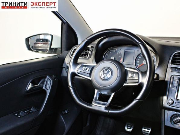 Volkswagen Polo V Рестайлинг с пробегом 2018 года, цена 1 187 000 рублей, 138226 км, седан, Автокод Объявления