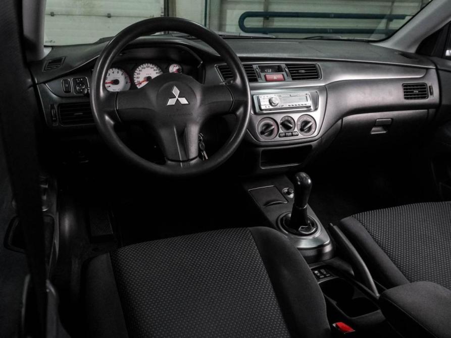 Mitsubishi Lancer IX Рестайлинг Воронеж  - изображение 6