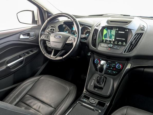 Ford Kuga II Рестайлинг с пробегом 2019 года, цена 1 890 000 рублей, 135073 км, внедорожник, Автокод Объявления