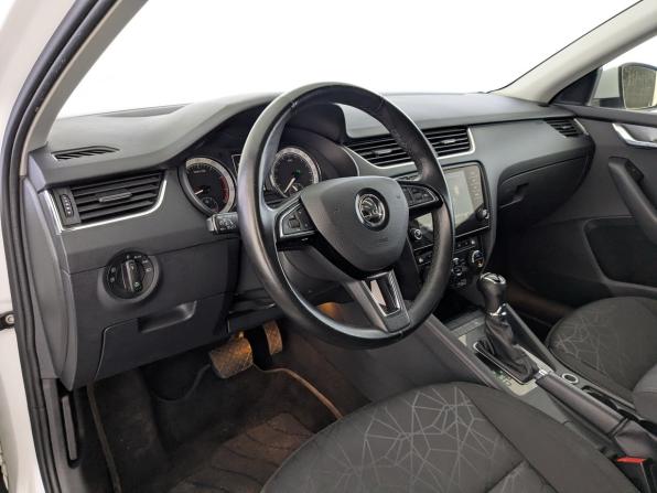 Skoda Octavia III (A7) Рестайлинг с пробегом 2019 года, цена 1 913 500 рублей, 148647 км, лифтбек, Автокод Объявления