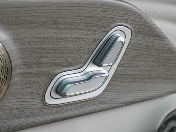 Chery Arrizo 8 с пробегом 2023 года, цена 2 099 000 рублей, 64061 км, седан, Автокод Объявления