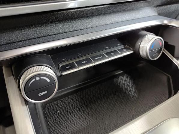 Geely Coolray I Рестайлинг с пробегом 2023 года, цена 1 810 000 рублей, 67902 км, внедорожник, Автокод Объявления